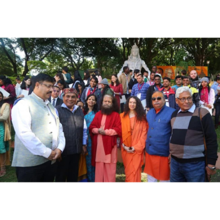 Black White Minimalist Professional Initial Logo (4)